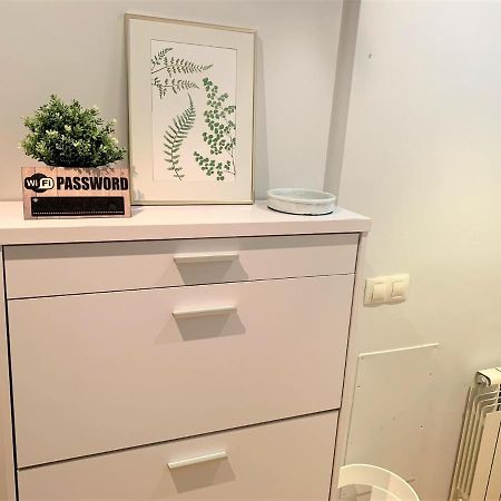 Ferienwohnung Apartamento La Losa Oviédo Exterior foto