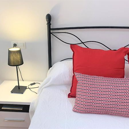 Ferienwohnung Apartamento La Losa Oviédo Exterior foto