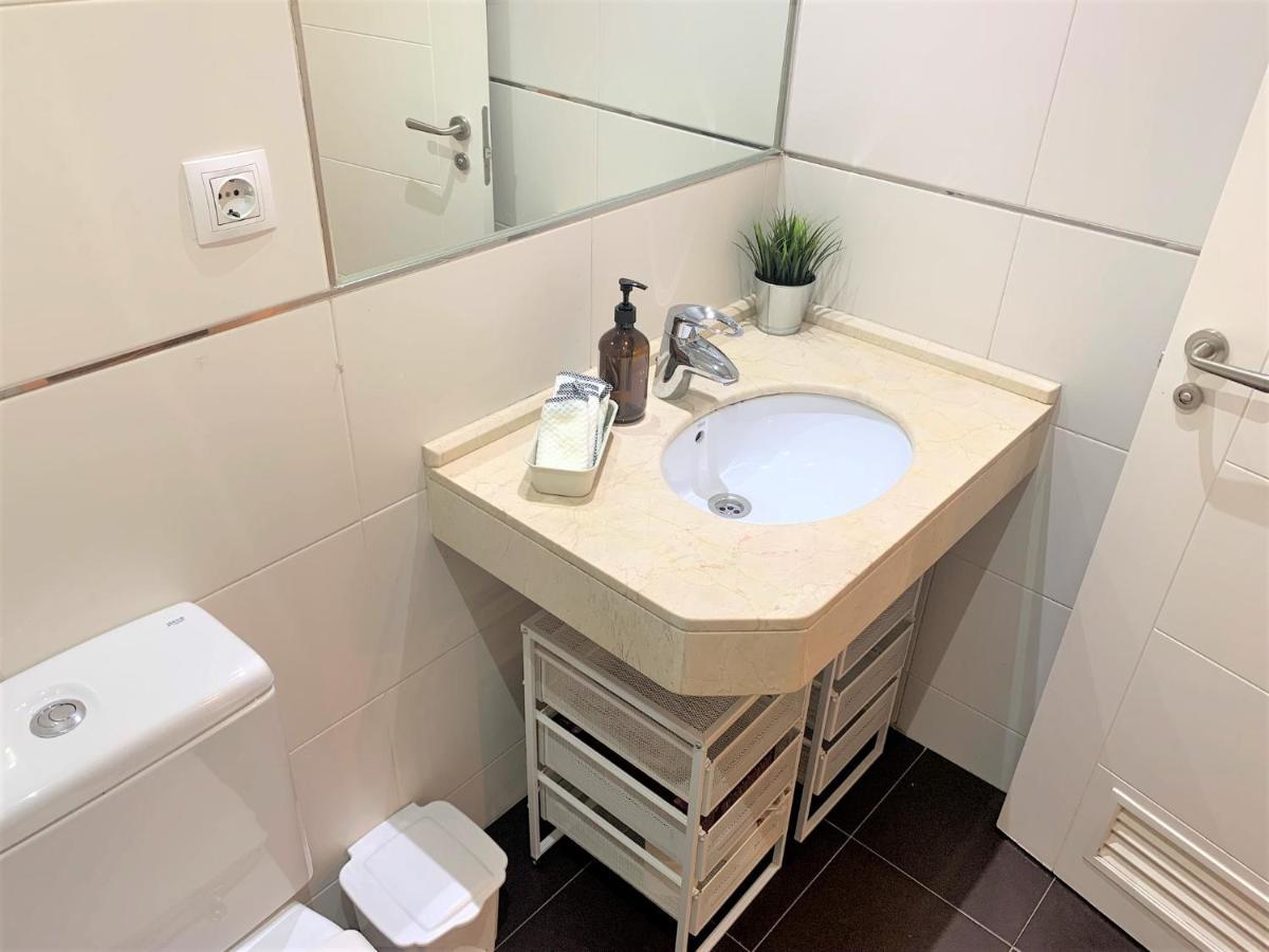 Ferienwohnung Apartamento La Losa Oviédo Exterior foto
