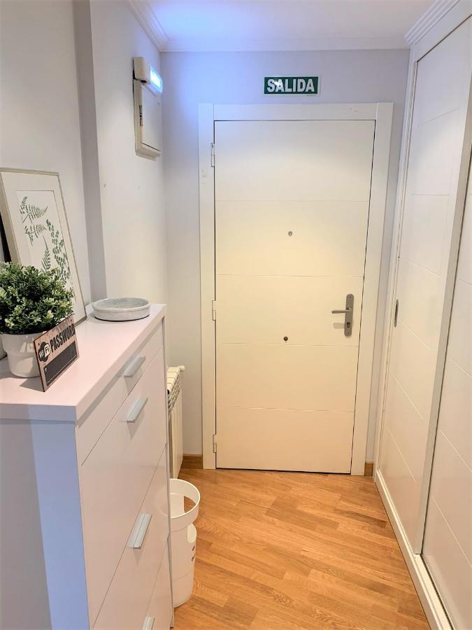 Ferienwohnung Apartamento La Losa Oviédo Exterior foto